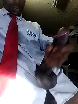 Snapshot of moro28vergon chatting on April 28, 2026, 3:33 am moro28vergon online show from April 28, 2026, 3:33 am