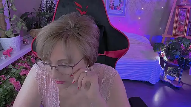 Snapshot of sugar_vivien chatting on May 31, 2026, 6:31 pm sugar vivien online show from May 31, 2026, 6:31 pm