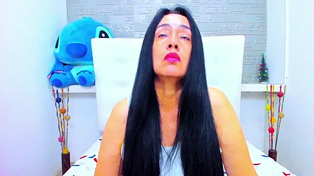 Snapshot of HorniestMilf chatting on December 15, 2025, 8:47 pm HorniestMilf online show from December 15, 2025, 8:47 pm