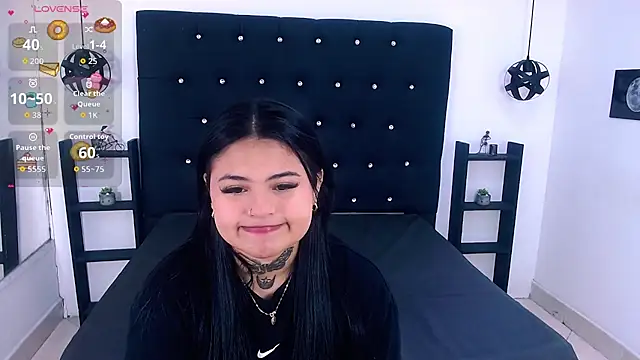 Mels  online show from October 16, 2025, 5:10 pm