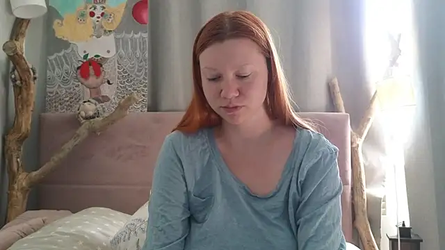 Snapshot of MileyMiller chatting on June 11, 2026, 3:03 am MileyMiller online show from June 11, 2026, 3:03 am