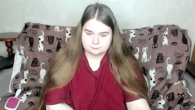 Snapshot of Aushpana chatting on March 18, 2025, 10:17 am Aushpana online show from March 18, 2025, 10:17 am