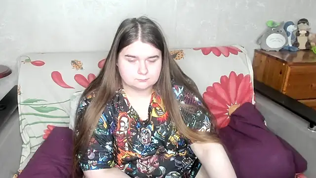 Snapshot of Aushpana chatting on February 28, 2025, 1:25 pm Aushpana online show from February 28, 2025, 1:25 pm