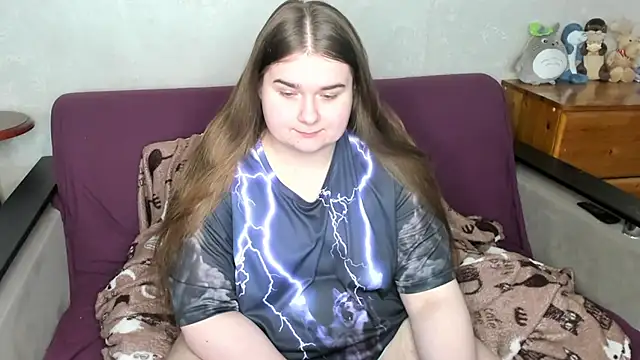 Snapshot of Aushpana chatting on February 21, 2025, 10:07 am Aushpana online show from February 21, 2025, 10:07 am