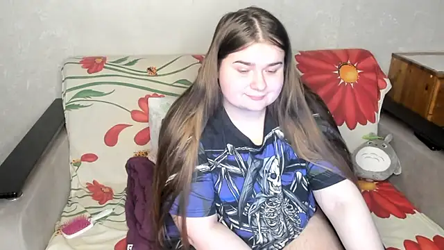 Snapshot of Aushpana chatting on January 21, 2025, 12:07 pm Aushpana online show from January 21, 2025, 12:07 pm