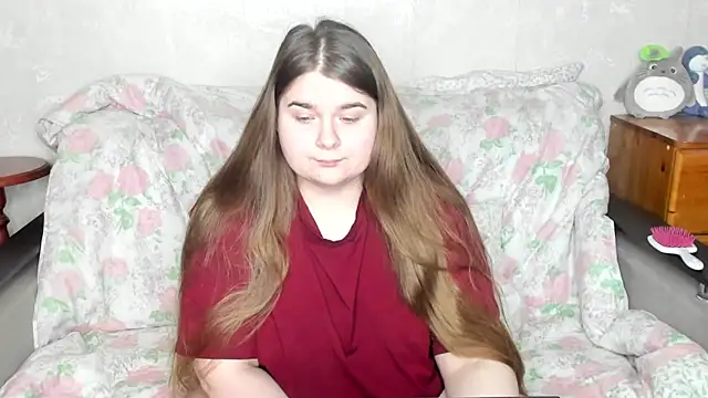 Snapshot of Aushpana chatting on March 17, 2025, 10:06 am Aushpana online show from March 17, 2025, 10:06 am