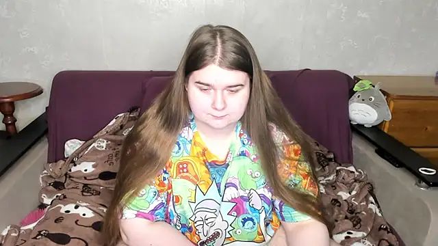 Snapshot of Aushpana chatting on February 17, 2025, 9:24 am Aushpana online show from February 17, 2025, 9:24 am