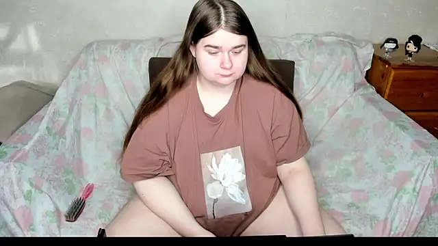 Snapshot of Aushpana chatting on February 24, 2026, 7:20 am Aushpana online show from February 24, 2026, 7:20 am