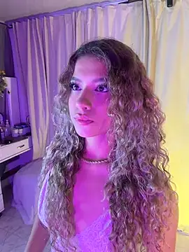Snapshot of Melina-Smith chatting on May 2, 2026, 10:26 pm Melina-Smith online show from May 2, 2026, 10:26 pm