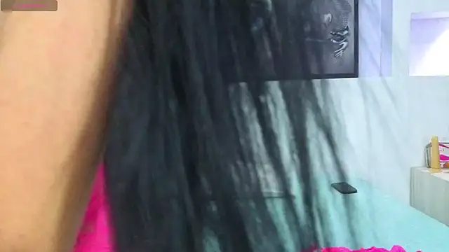 Snapshot of Girls_hot_2 chatting on July 8, 2026, 9:15 pm Girls hot 2 online show from July 8, 2026, 9:15 pm