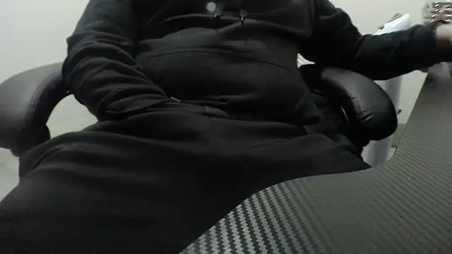 Snapshot of Dandi19 chatting on November 27, 2025, 2:23 am Dandi19 online show from November 27, 2025, 2:23 am