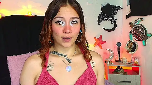 Snapshot of alisson_zafiro_ chatting on July 19, 2026, 9:06 am alisson zafiro online show from July 19, 2026, 9:06 am