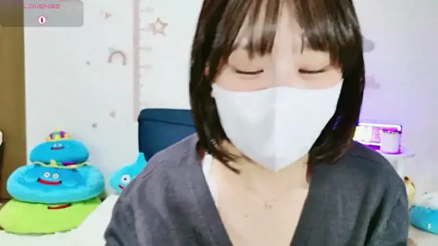 Snapshot of _Iroha_99 chatting on March 15, 2026, 2:24 pm Iroha 99 online show from March 15, 2026, 2:24 pm