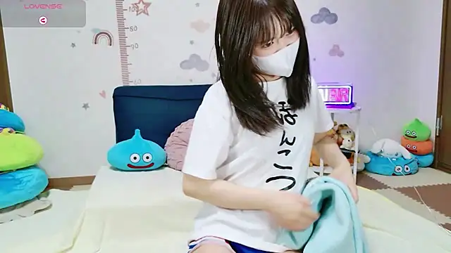 Snapshot of _Iroha_99 chatting on March 7, 2026, 2:22 pm Iroha 99 online show from March 7, 2026, 2:22 pm