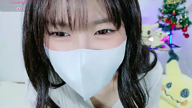 Snapshot of _Iroha_99 chatting on December 16, 2025, 2:21 pm Iroha 99 online show from December 16, 2025, 2:21 pm