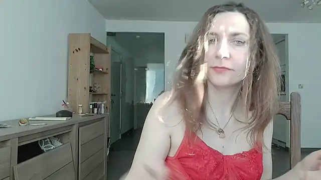 JasmineGlamour online show from April 29, 2026, 5:30 pm
