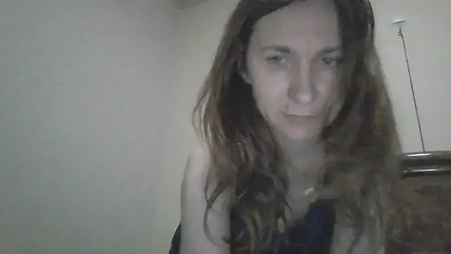 JasmineGlamour online show from December 17, 2025, 7:08 pm