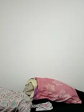 Snapshot of MelannyBell chatting on March 20, 2025, 12:19 am MelannyBell online show from March 20, 2025, 12:19 am