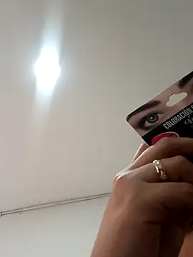 Snapshot of MelannyBell chatting on February 21, 2025, 6:48 pm MelannyBell online show from February 21, 2025, 6:48 pm