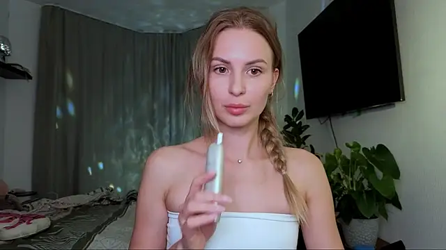 Sp1cyme online show from September 22, 2025, 4:46 pm