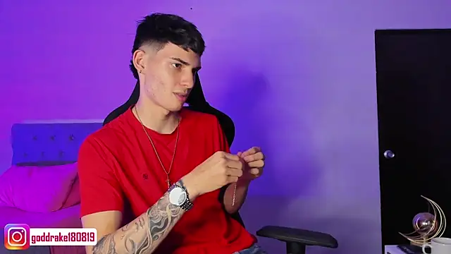 Snapshot of god_drake chatting on February 4, 2025, 4:59 am god drake online show from February 4, 2025, 4:59 am