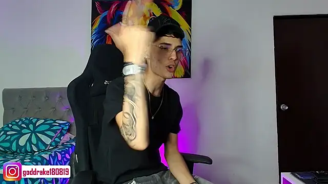 Snapshot of god_drake chatting on February 27, 2025, 4:57 am god drake online show from February 27, 2025, 4:57 am