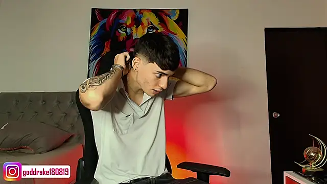 Snapshot of god_drake chatting on February 12, 2025, 10:15 pm god drake online show from February 12, 2025, 10:15 pm