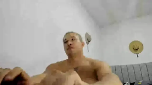 Snapshot of Valerioe chatting on May 2, 2026, 6:02 pm Valerioe online show from May 2, 2026, 6:02 pm