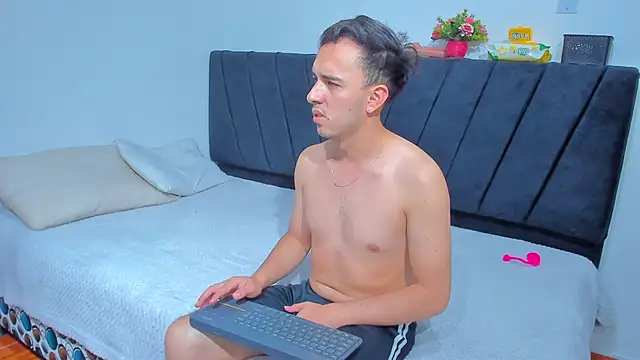 Snapshot of big-dicktop23 chatting on October 9, 2025, 11:16 pm big-dicktop23 online show from October 9, 2025, 11:16 pm