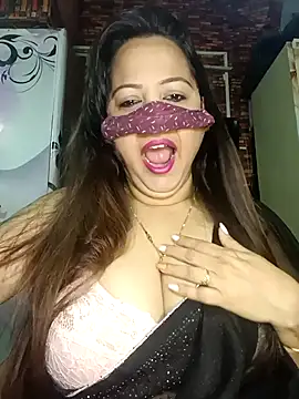 Snapshot of albelasummi702 chatting on March 25, 2026, 12:11 am albelasummi702 online show from March 25, 2026, 12:11 am