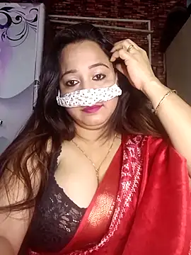 Snapshot of albelasummi702 chatting on February 23, 2026, 2:35 am albelasummi702 online show from February 23, 2026, 2:35 am