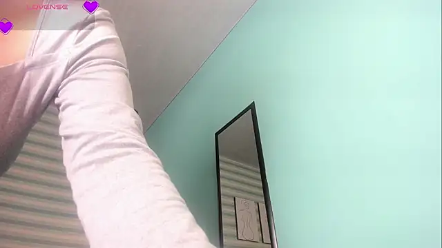 Snapshot of goddess_kianna chatting on July 16, 2026, 1:02 am goddess kianna online show from July 16, 2026, 1:02 am