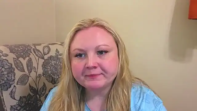 PhatAssBlond online show from April 27, 2026, 7:56 pm