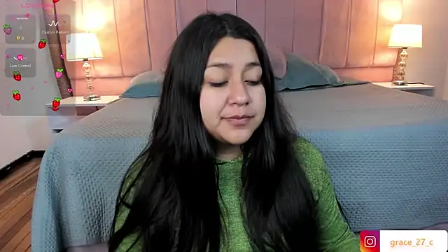 grace77   online show from February 26, 2025, 12:38 pm
