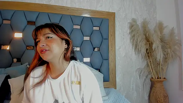 Snapshot of yayi_derek chatting on October 17, 2025, 11:34 am yayi derek online show from October 17, 2025, 11:34 am