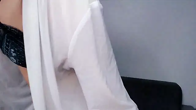 phuong-anh1709 online show from January 14, 2026, 5:44 am