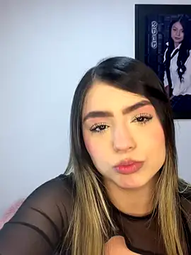 Snapshot of Amelia_Honney_ chatting on October 13, 2025, 5:36 pm Amelia Honney online show from October 13, 2025, 5:36 pm