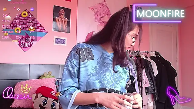 Snapshot of moonfiredancer chatting on March 31, 2026, 1:35 pm moonfiredancer online show from March 31, 2026, 1:35 pm