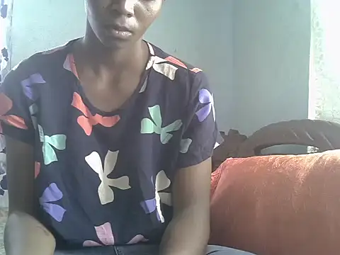 ElianeHot online show from April 25, 2026, 8:28 am