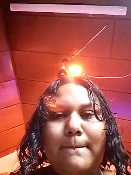 Snapshot of Alisteresa_ chatting on November 22, 2025, 4:00 am Alisteresa online show from November 22, 2025, 4:00 am