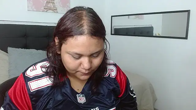 Snapshot of Alisteresa_ chatting on April 29, 2026, 1:43 am Alisteresa online show from April 29, 2026, 1:43 am