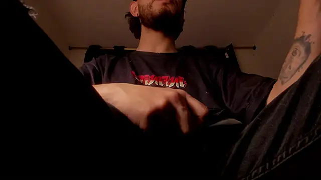 Snapshot of s_sven03 chatting on May 12, 2026, 1:35 am s sven03 online show from May 12, 2026, 1:35 am