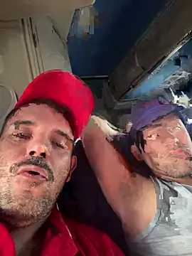 kevinbolena online show from April 1, 2026, 2:47 pm