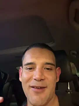 Snapshot of kevinbolena chatting on February 18, 2025, 10:05 am kevinbolena online show from February 18, 2025, 10:05 am