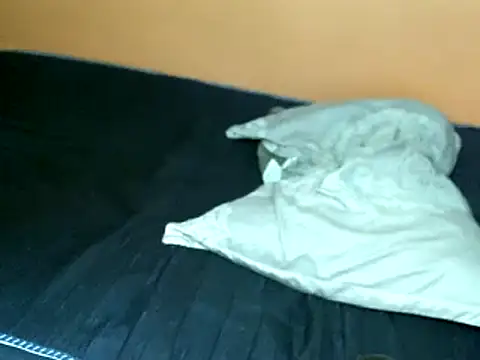 Snapshot of princess-maira chatting on March 9, 2025, 2:21 pm princess-maira online show from March 9, 2025, 2:21 pm