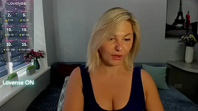 Snapshot of sweet___margaret chatting on September 14, 2025, 11:32 am sweet margaret online show from September 14, 2025, 11:32 am
