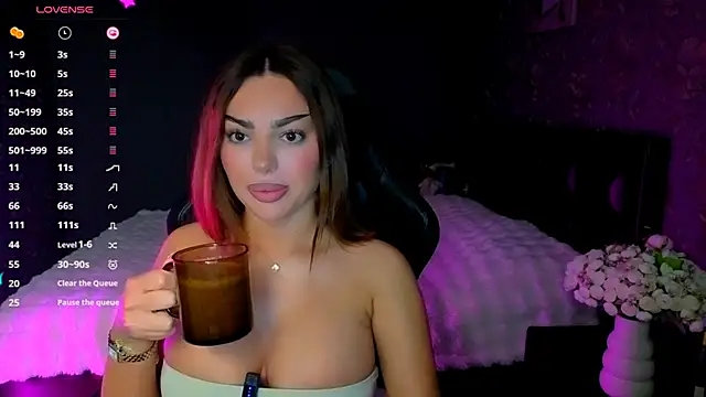 babyleilaa online show from March 1, 2026, 9:48 pm