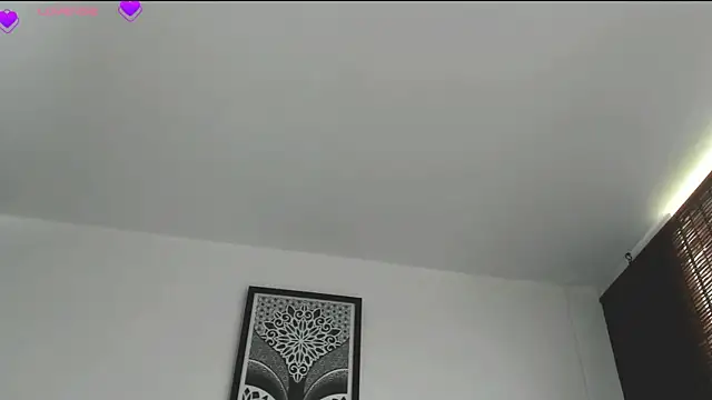 VeronicaTonu online show from July 21, 2026, 7:04 pm