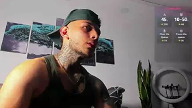 Snapshot of angeel_d035 chatting on November 8, 2025, 5:22 am angeel d035 online show from November 8, 2025, 5:22 am