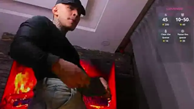 Snapshot of angeel_d035 chatting on October 17, 2025, 8:06 am angeel d035 online show from October 17, 2025, 8:06 am